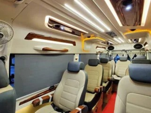 9 Seater Tempo Traveller in Delhi NCR